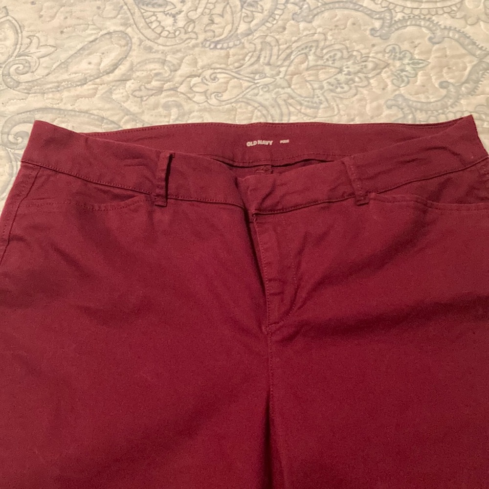 New Without Tags Old Navy PixieAnkle  Maroon S 14